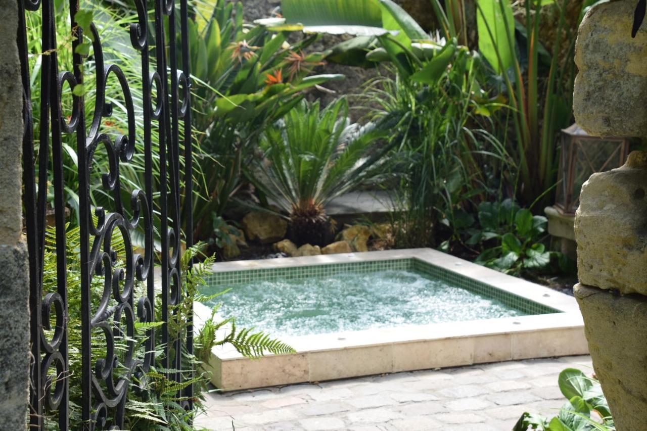 Chambres D'Hotes Domaine De Ginouilhac Le Taillan-Medoc Ngoại thất bức ảnh