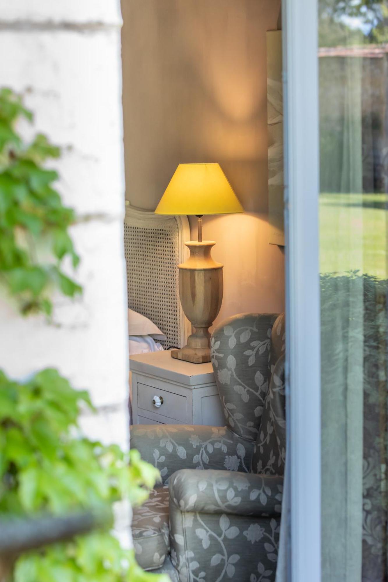 Chambres D'Hotes Domaine De Ginouilhac Le Taillan-Medoc Ngoại thất bức ảnh